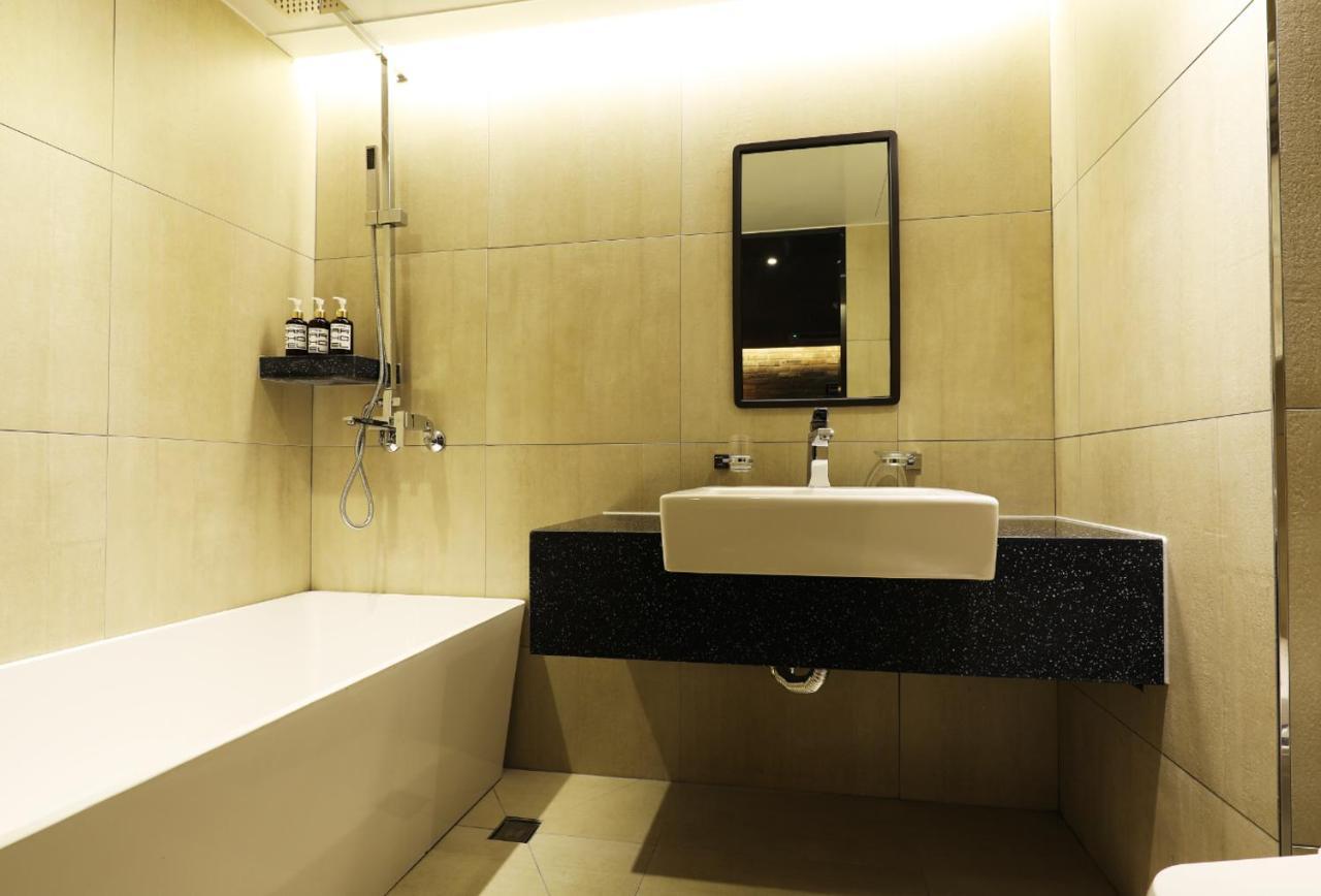 Mari Hotel Cheongju Esterno foto